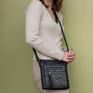 Liz Soto - Sara Crossbody